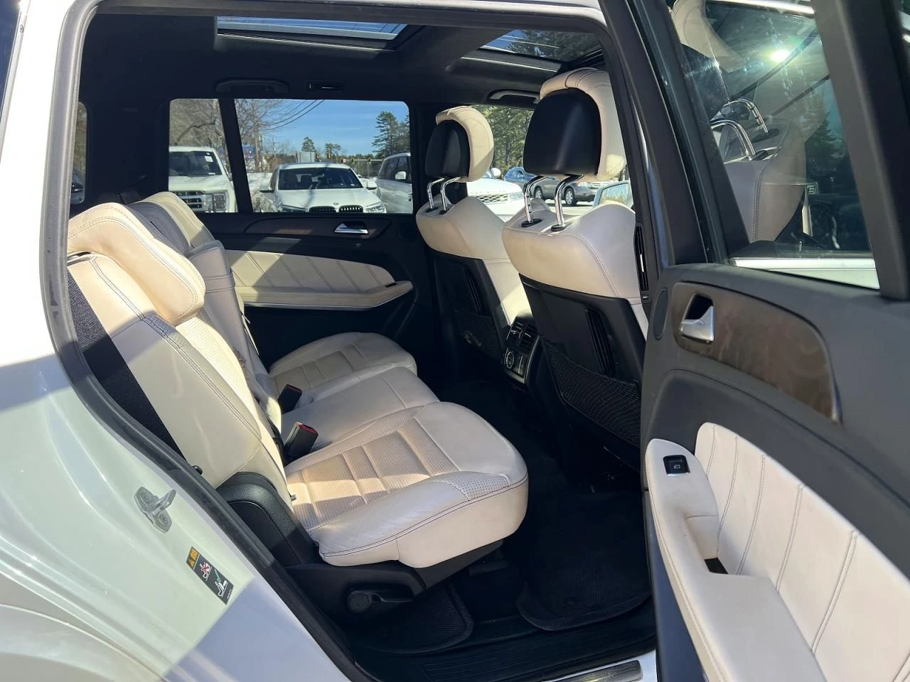 Mercedes-Benz GLS 63 AMG, снимка 6 - Автомобили и джипове - 54010976