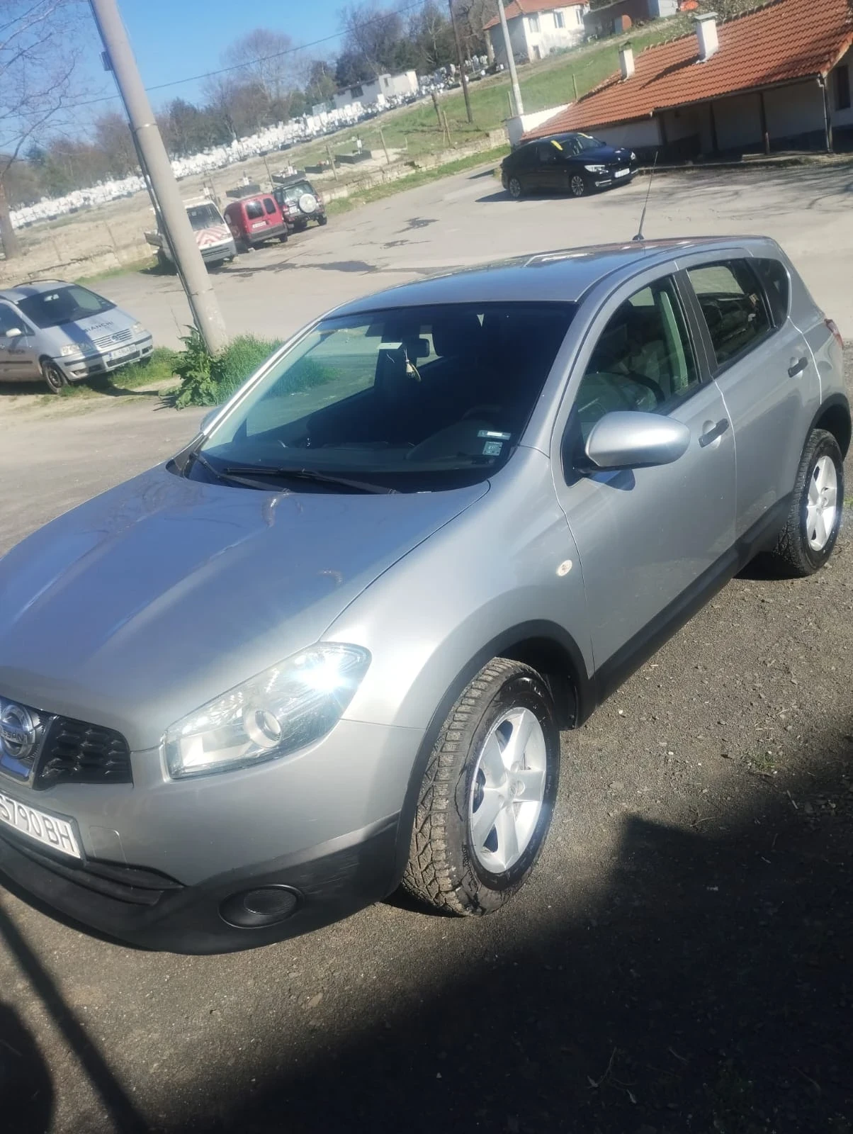 Nissan Qashqai, снимка 7 - Автомобили и джипове - 54311064