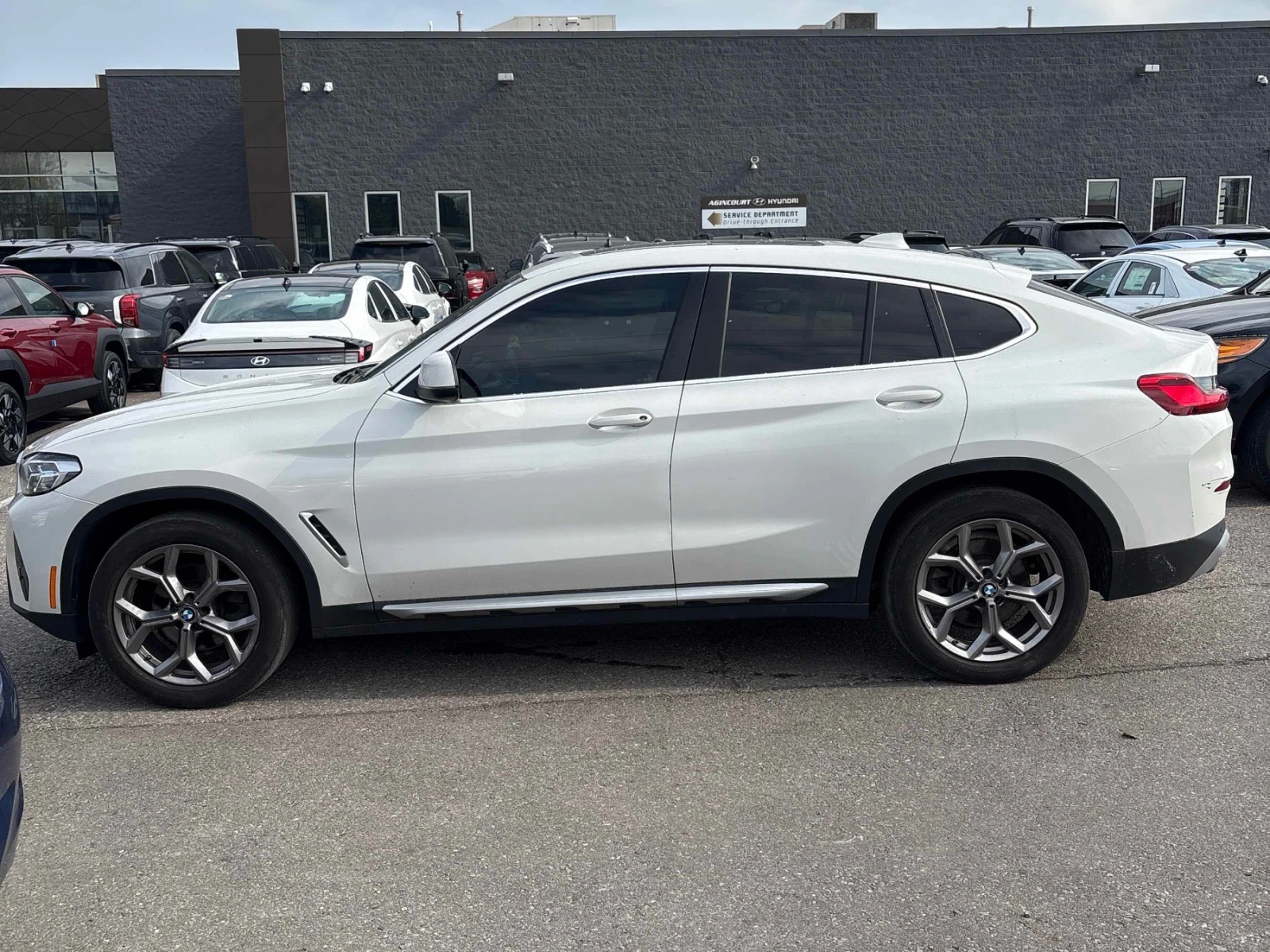 BMW X4 xDrive30i * ПОДГРЕВ * ПАНОРАМА * CARFAX, снимка 2 - Автомобили и джипове - 54887828