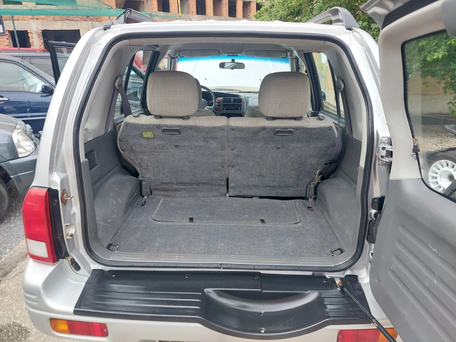 Suzuki Grand vitara 2, 5i-144kc.-ТОП СЪСТОЯНИЕ, снимка 10 - Автомобили и джипове - 55215138