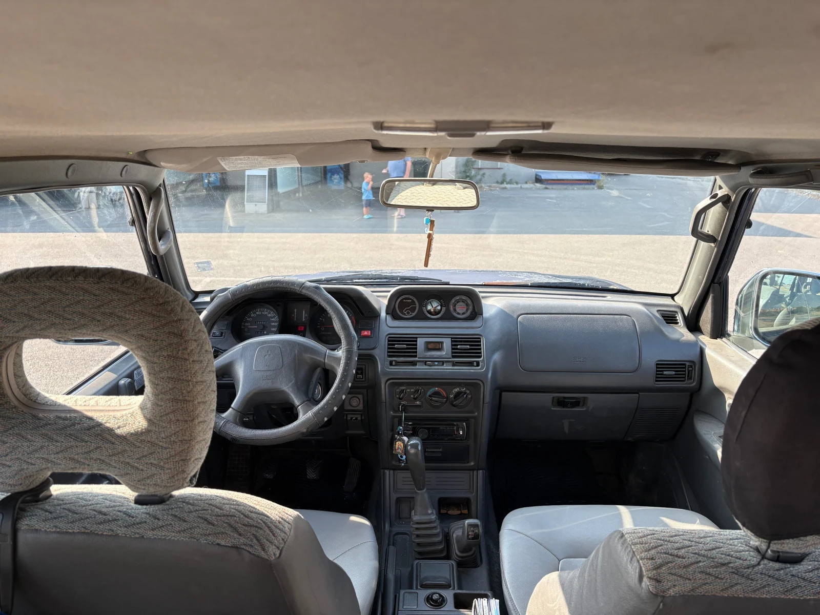 Mitsubishi Pajero, снимка 11 - Автомобили и джипове - 55337133