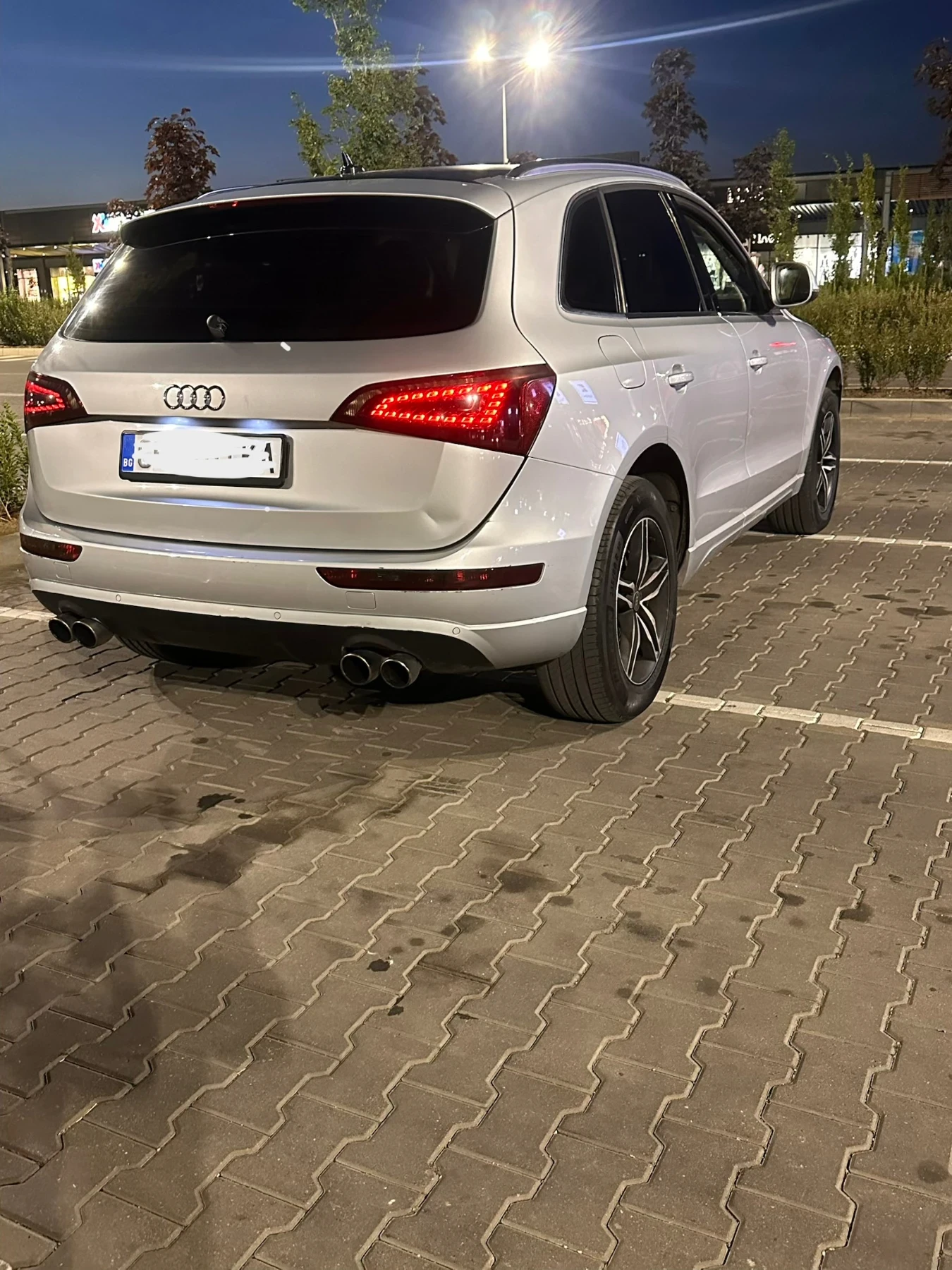 Audi Q5 2.0T, снимка 5 - Автомобили и джипове - 55631226
