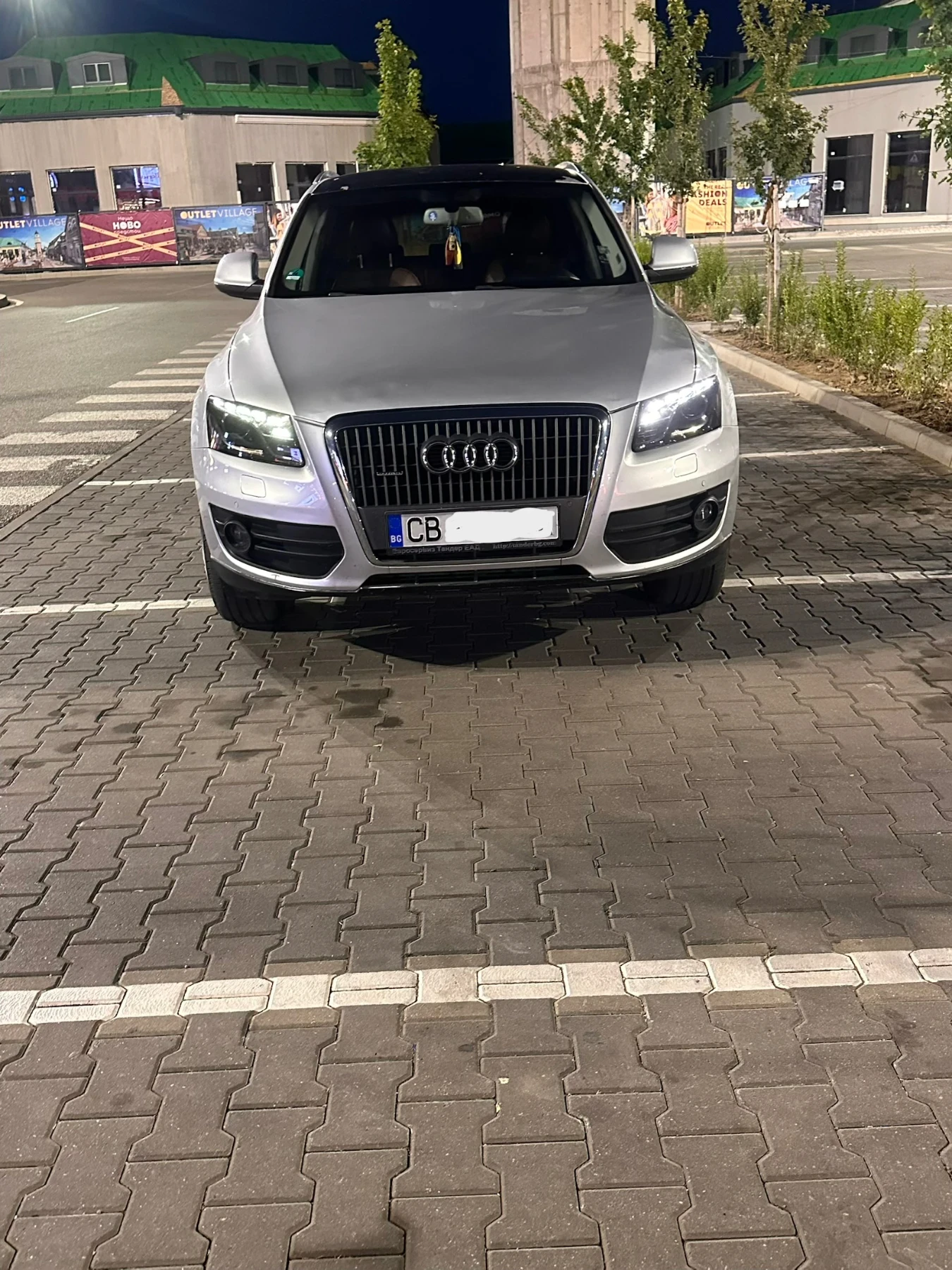 Audi Q5 2.0T, снимка 3 - Автомобили и джипове - 55631226