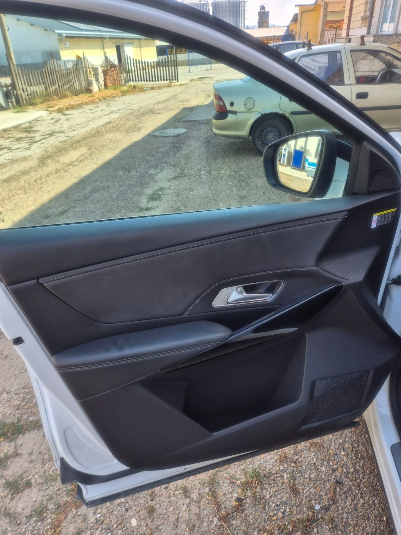 DS DS 7 Crossback, снимка 11 - Автомобили и джипове - 55924000