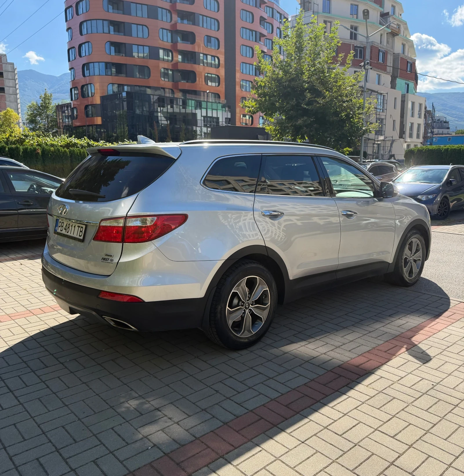 Hyundai Santa fe 3.3L V6/Automatic/7-Seater/Kima, снимка 5 - Автомобили и джипове - 56058867