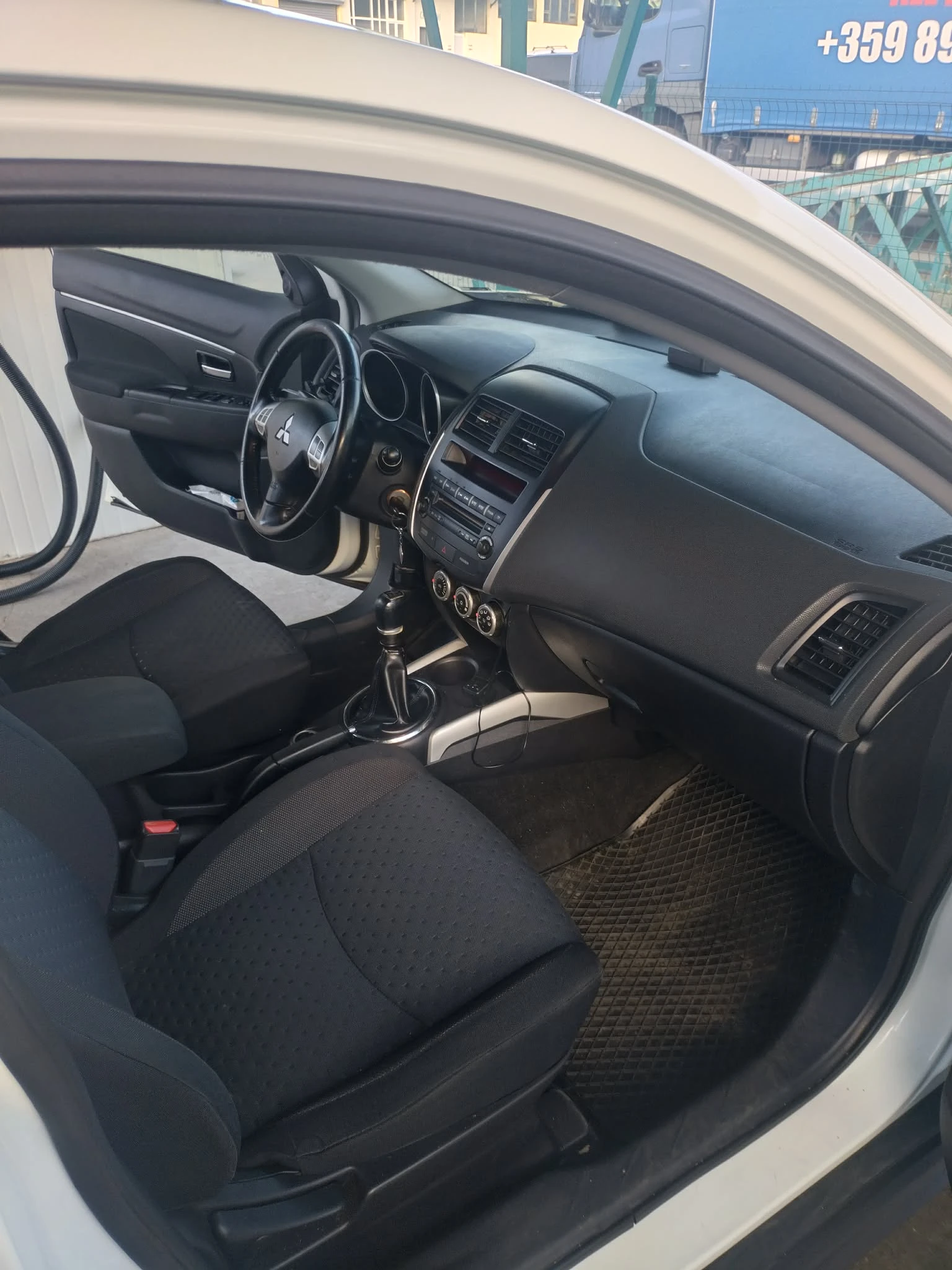 Mitsubishi ASX 1.8 DI-D 150 4x4, снимка 11 - Автомобили и джипове - 56087615