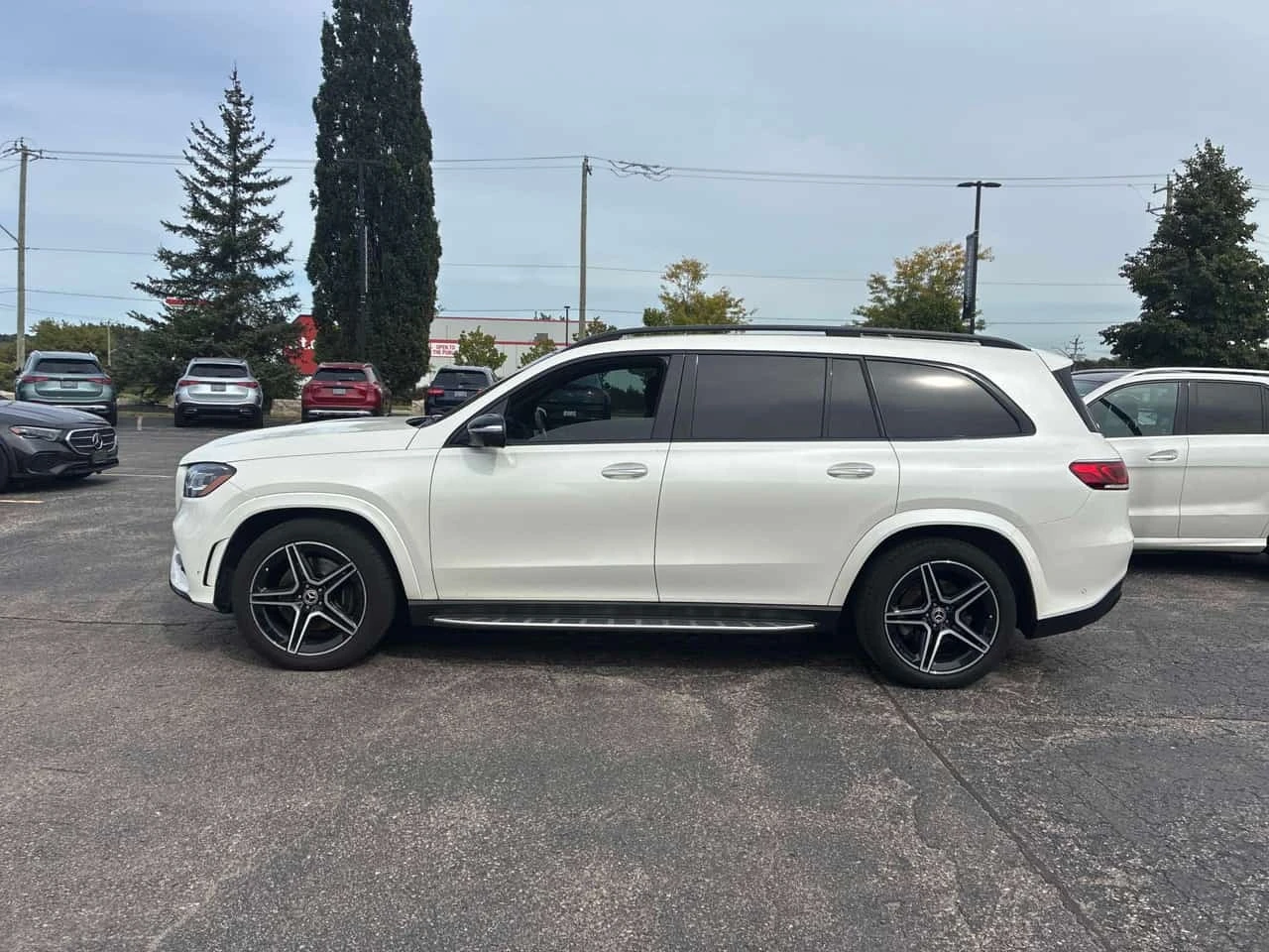 Mercedes-Benz GLS 450 | CARFAX | ГЛАВНО ПРЕДСТАВИТЕЛСТВО НА MERCEDES, снимка 3 - Автомобили и джипове - 56217280