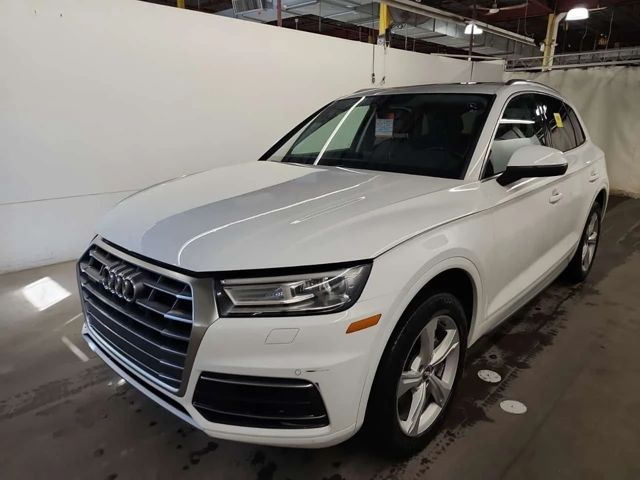 Audi Q5 * PROGRESSIV * ПОДГРЕВ * PARKING DISTANCE CONTROL 