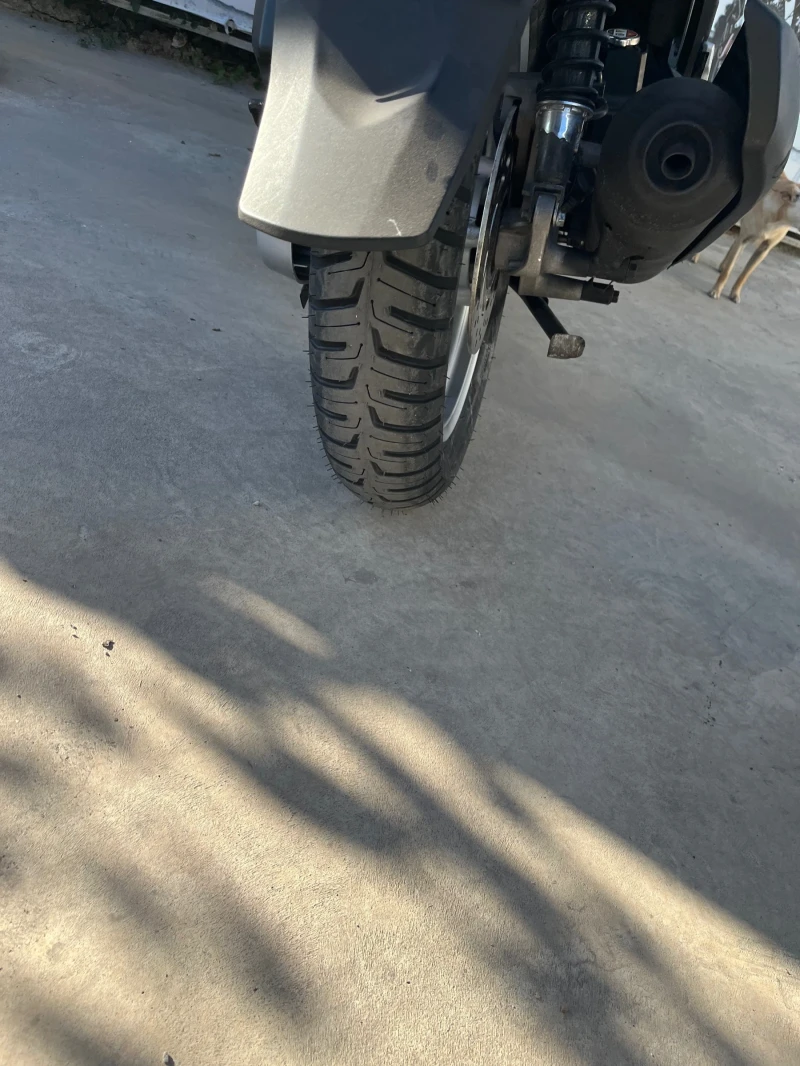 Honda Sh 300, снимка 10 - Мотоциклети и мототехника - 51543529