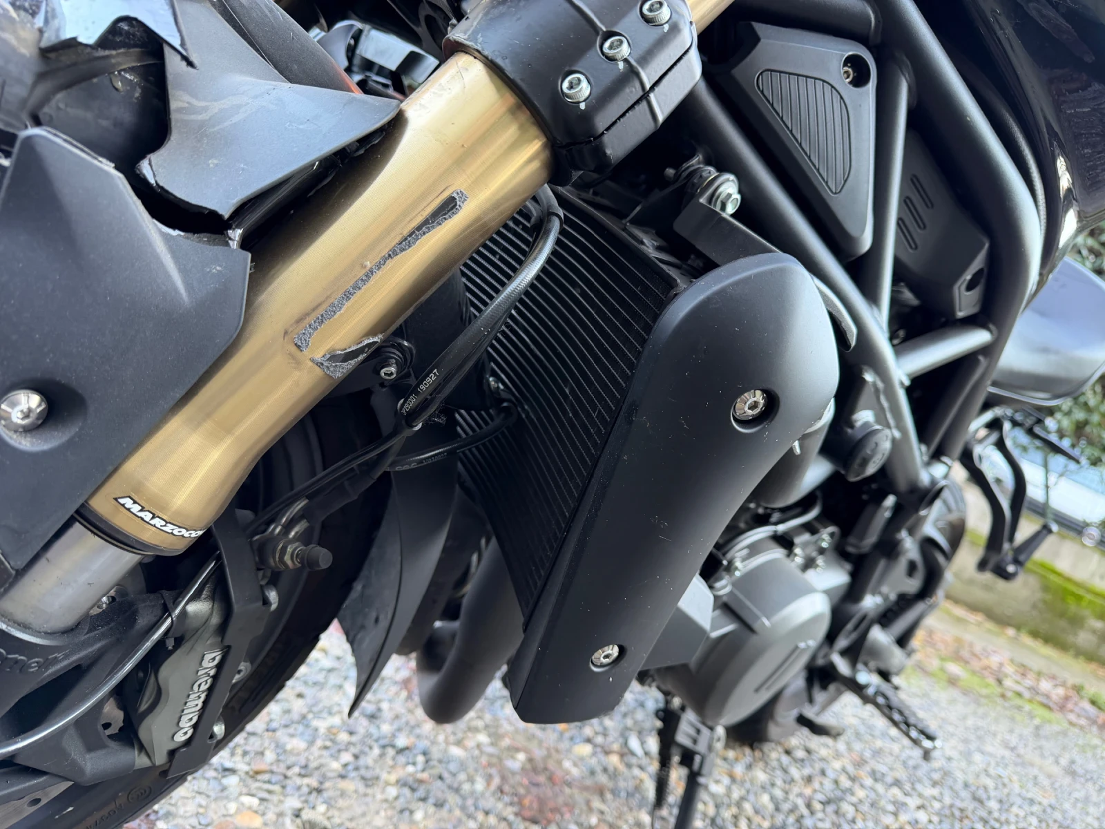 Benelli 750 752 S / 05.2020 | Mobile.bg   11