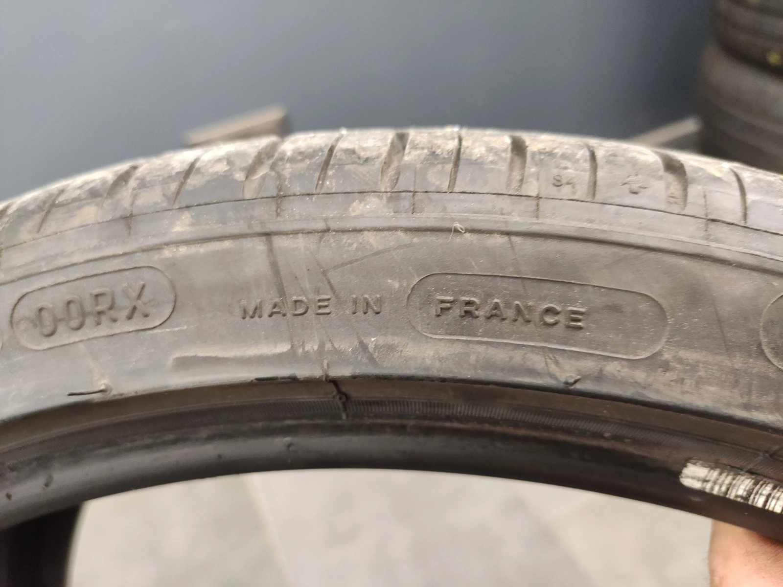  235/35R19 | Mobile.bg   8