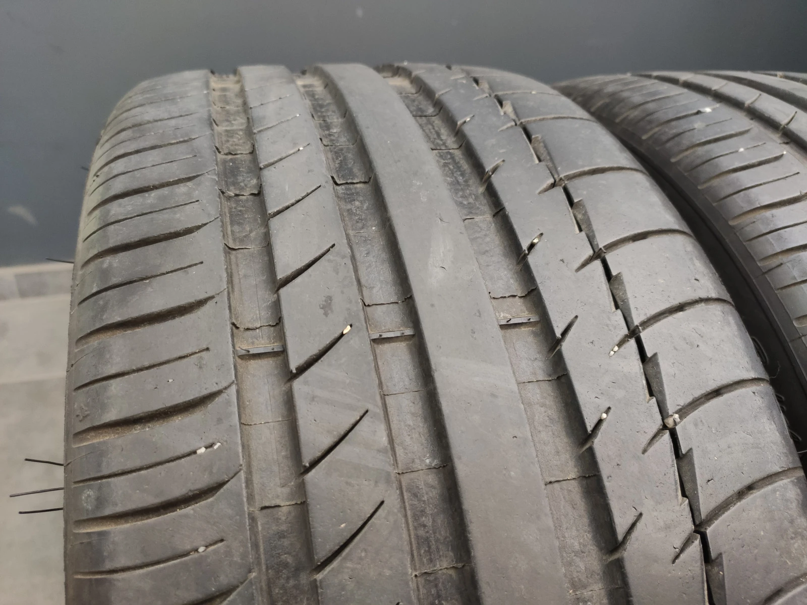  235/35R19 | Mobile.bg   2