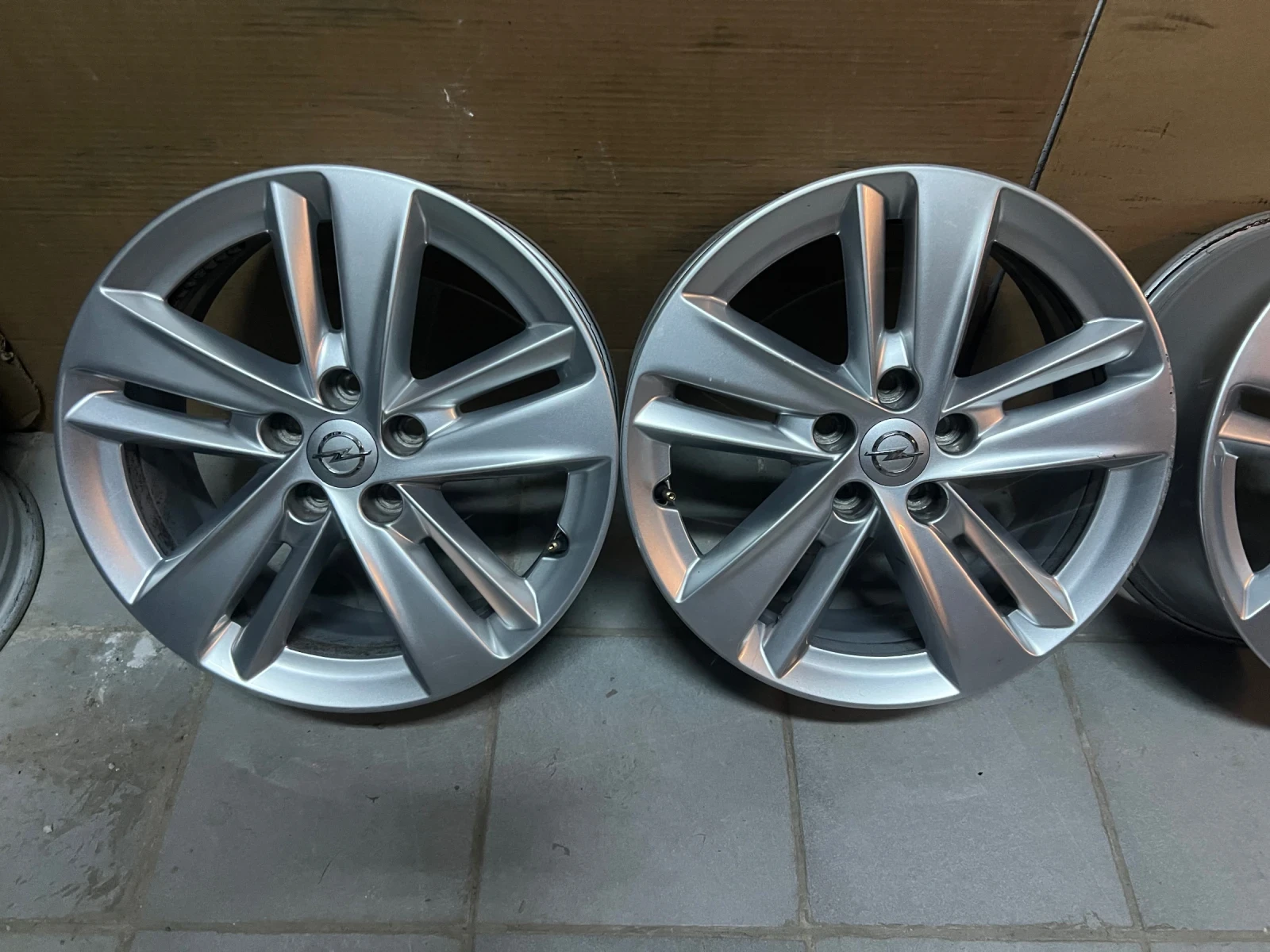 ������ | Mobile.bg � ����������� 3