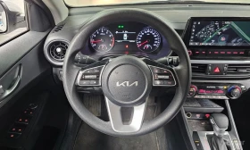Kia K3, снимка 13