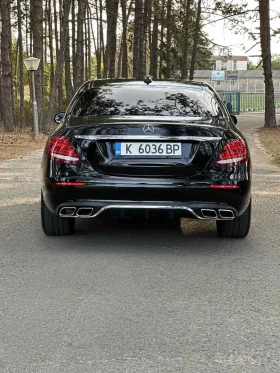 Mercedes-Benz E 220 AMG, снимка 5