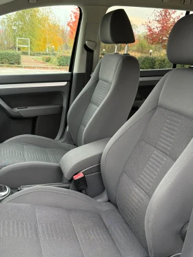 VW Touran 2.0TDI AVTOMAT - 8750 лв. / 4473.80 € - 47329317 11