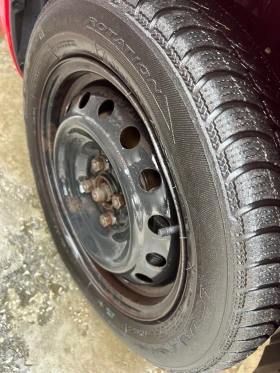 Toyota Yaris - 2800 € / 5476.32 лв. - 56209822 6