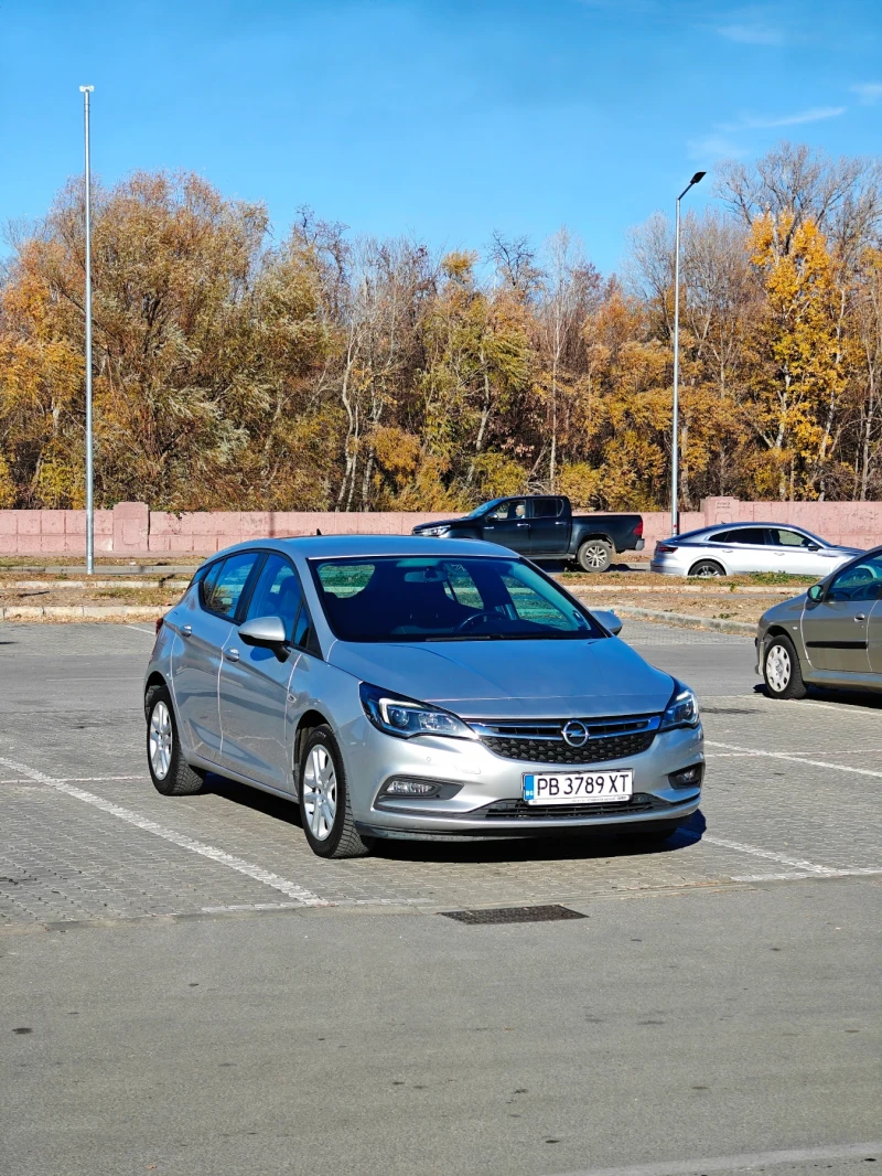 Opel Astra 1.6 CDTI, снимка 1 - Автомобили и джипове - 48087872