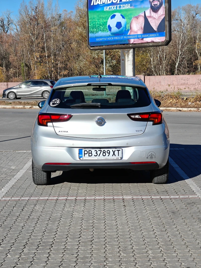 Opel Astra 1.6 CDTI, снимка 3 - Автомобили и джипове - 48087872