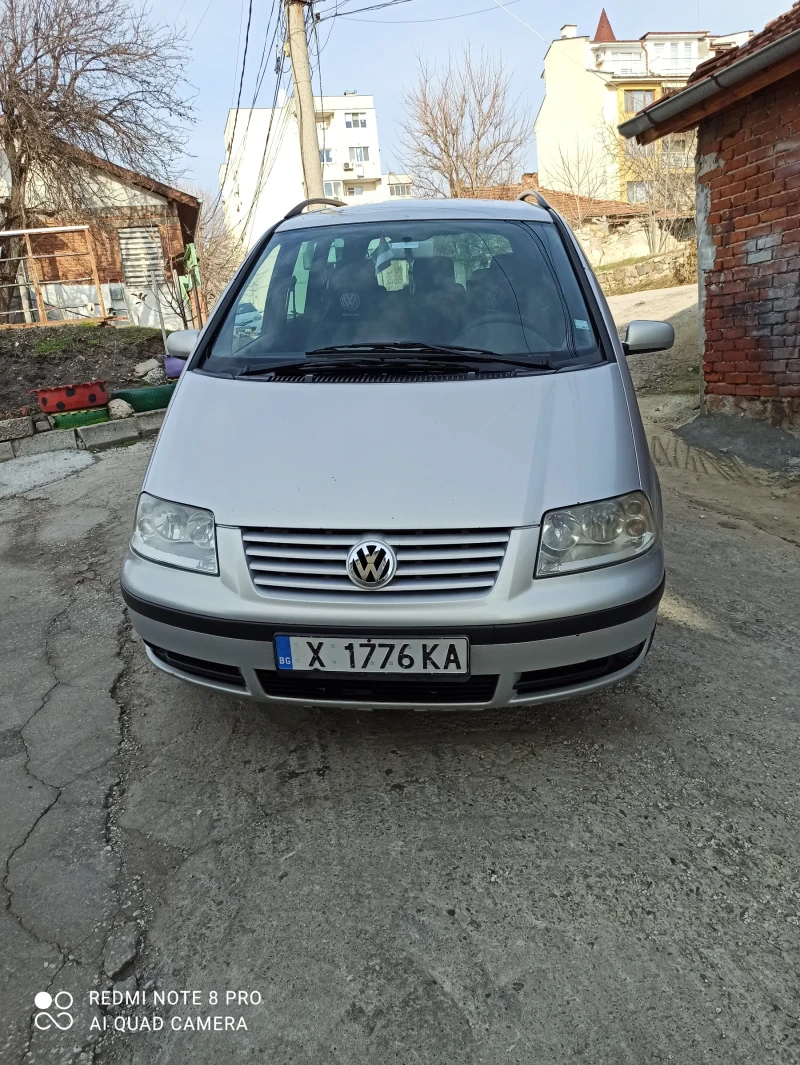 VW Sharan 1.9tdi, снимка 11 - Автомобили и джипове - 48199242