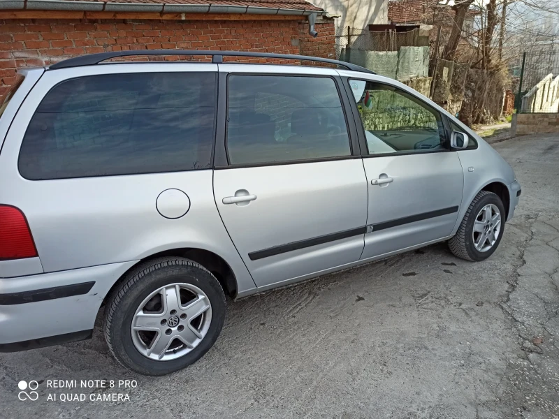 VW Sharan 1.9tdi, снимка 4 - Автомобили и джипове - 48199242