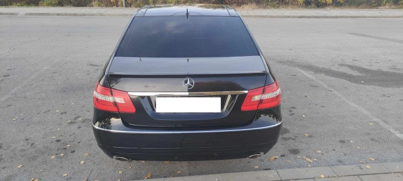 Mercedes-Benz E 350 7G-Tronic Avantgarde, снимка 2 - Автомобили и джипове - 48227931