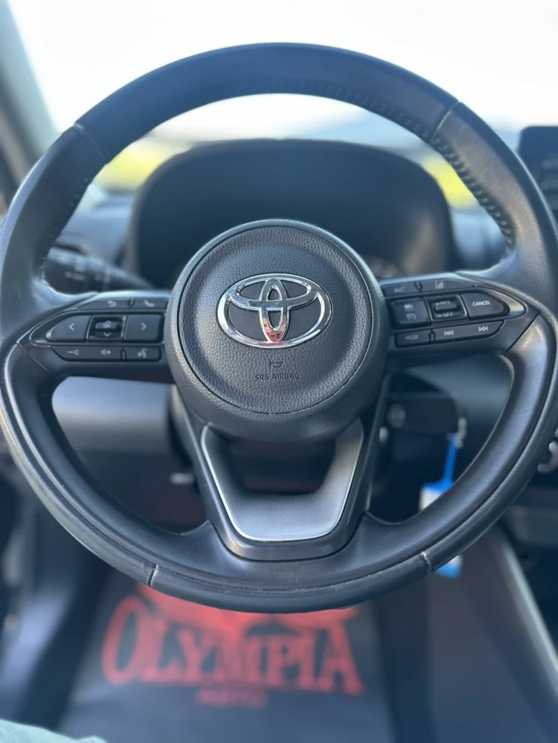 Toyota Yaris 1.5 HYBRID 92ps. СОБСТВЕН ЛИЗИНГ / ГАРАНЦИЯ, снимка 11 - Автомобили и джипове - 50785794