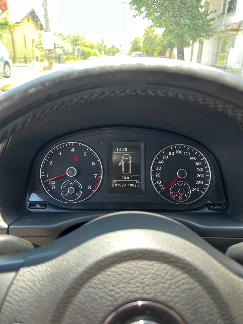 VW Caddy, снимка 6 - Автомобили и джипове - 52705757