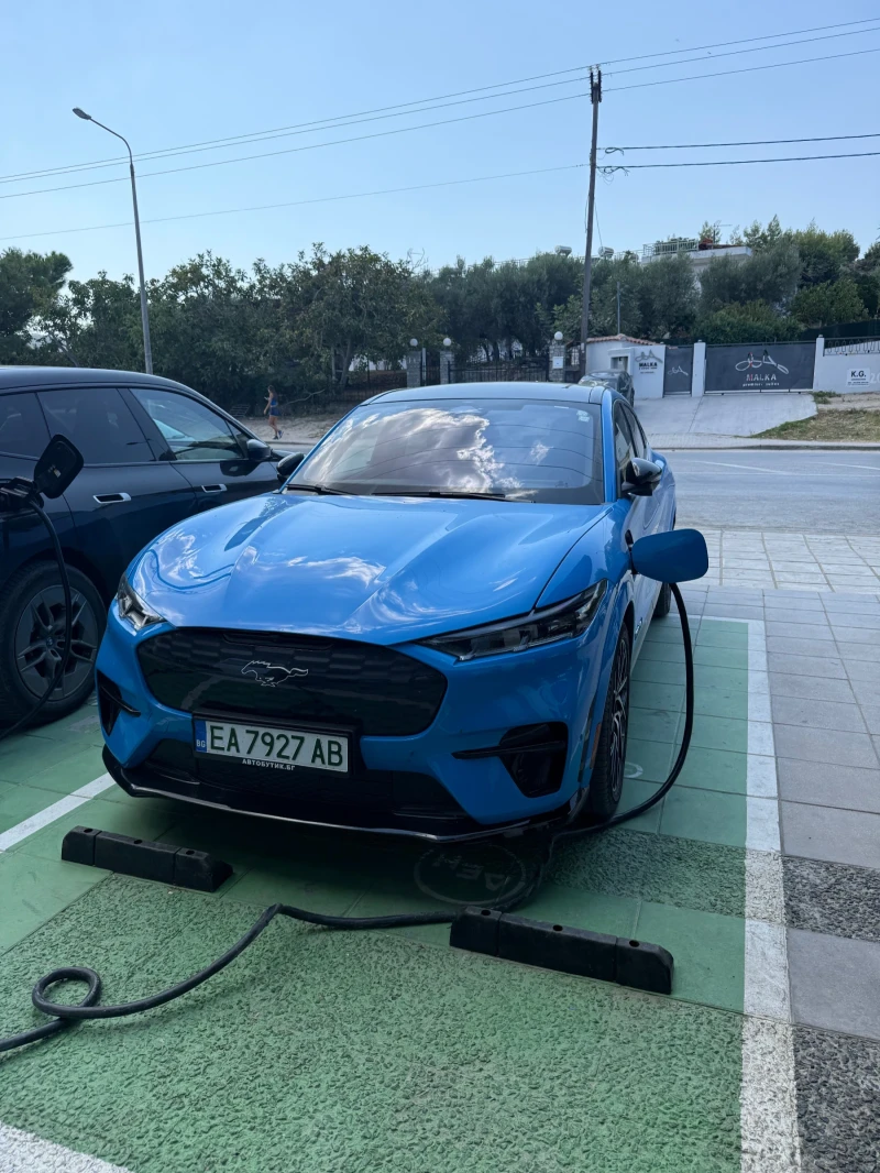 Ford Mustang Mach-E GT, снимка 2 - Автомобили и джипове - 51641420