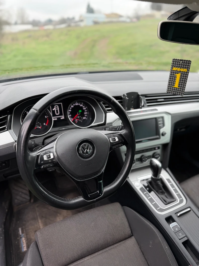 VW Passat 2.0TDI 150кс DSG ЗАВОДСКИ БЕЗ АДБЛУ!, снимка 9 - Автомобили и джипове - 52930064