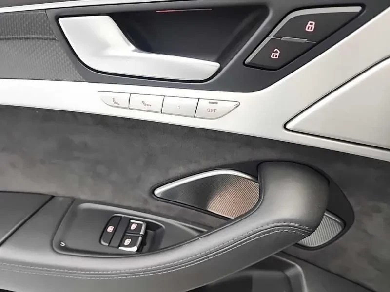 Audi S8 4.0 TFSI Quattro, снимка 14 - Автомобили и джипове - 55134048