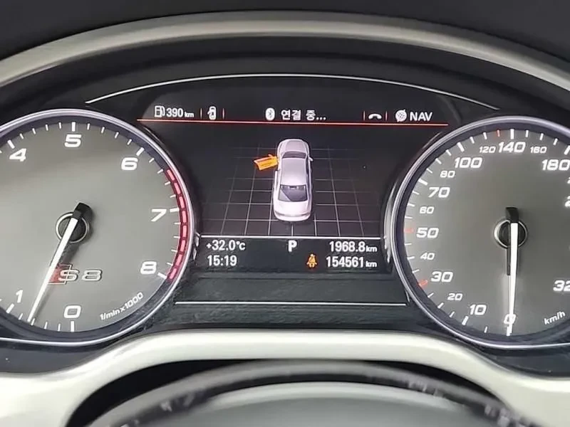 Audi S8 4.0 TFSI Quattro, снимка 6 - Автомобили и джипове - 55134048