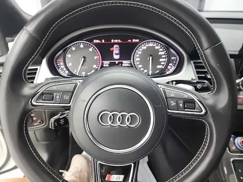 Audi S8 4.0 TFSI Quattro, снимка 9 - Автомобили и джипове - 55134048