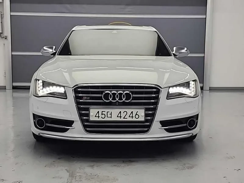 Audi S8 4.0 TFSI Quattro