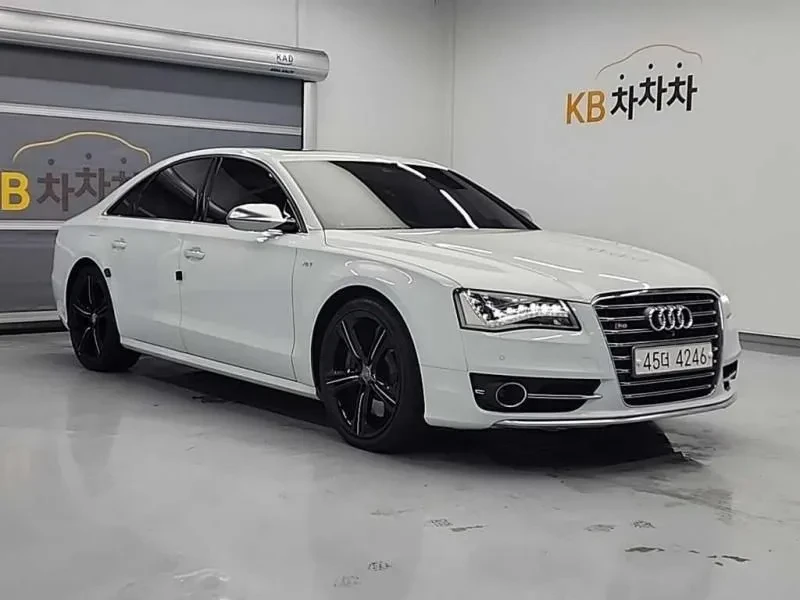 Audi S8 4.0 TFSI Quattro, снимка 4 - Автомобили и джипове - 55134048