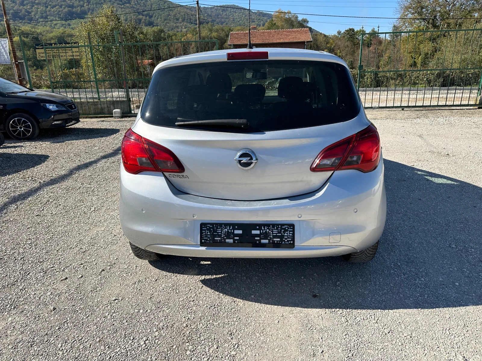 Opel Corsa 1.4 I Автоматик Euro 6 - изображение 5