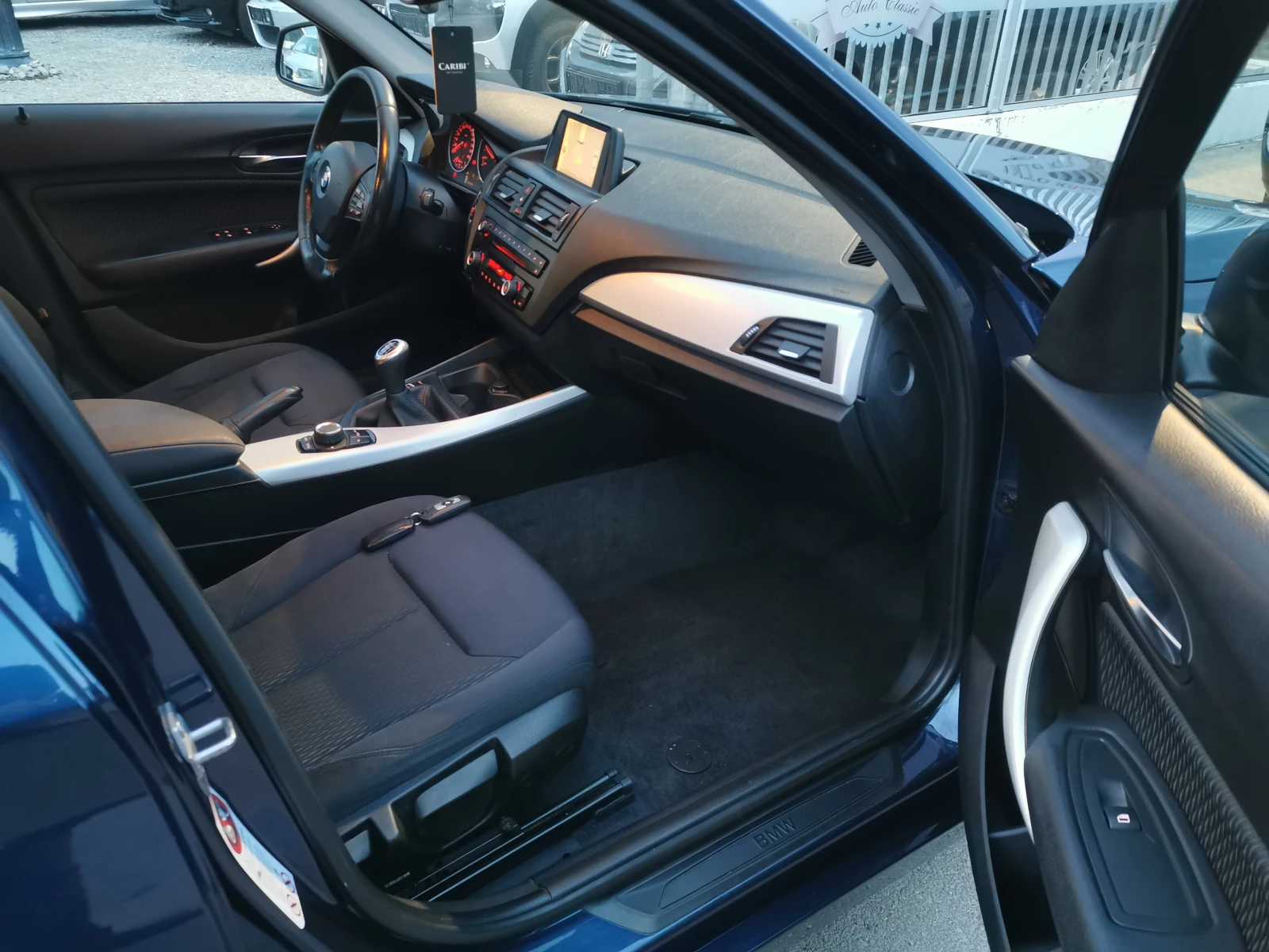 BMW 114 1.6d XENON LED ANGEL EYES PDC РЪЧКА EURO 5B TOP! | Mobile.bg — изображение 13