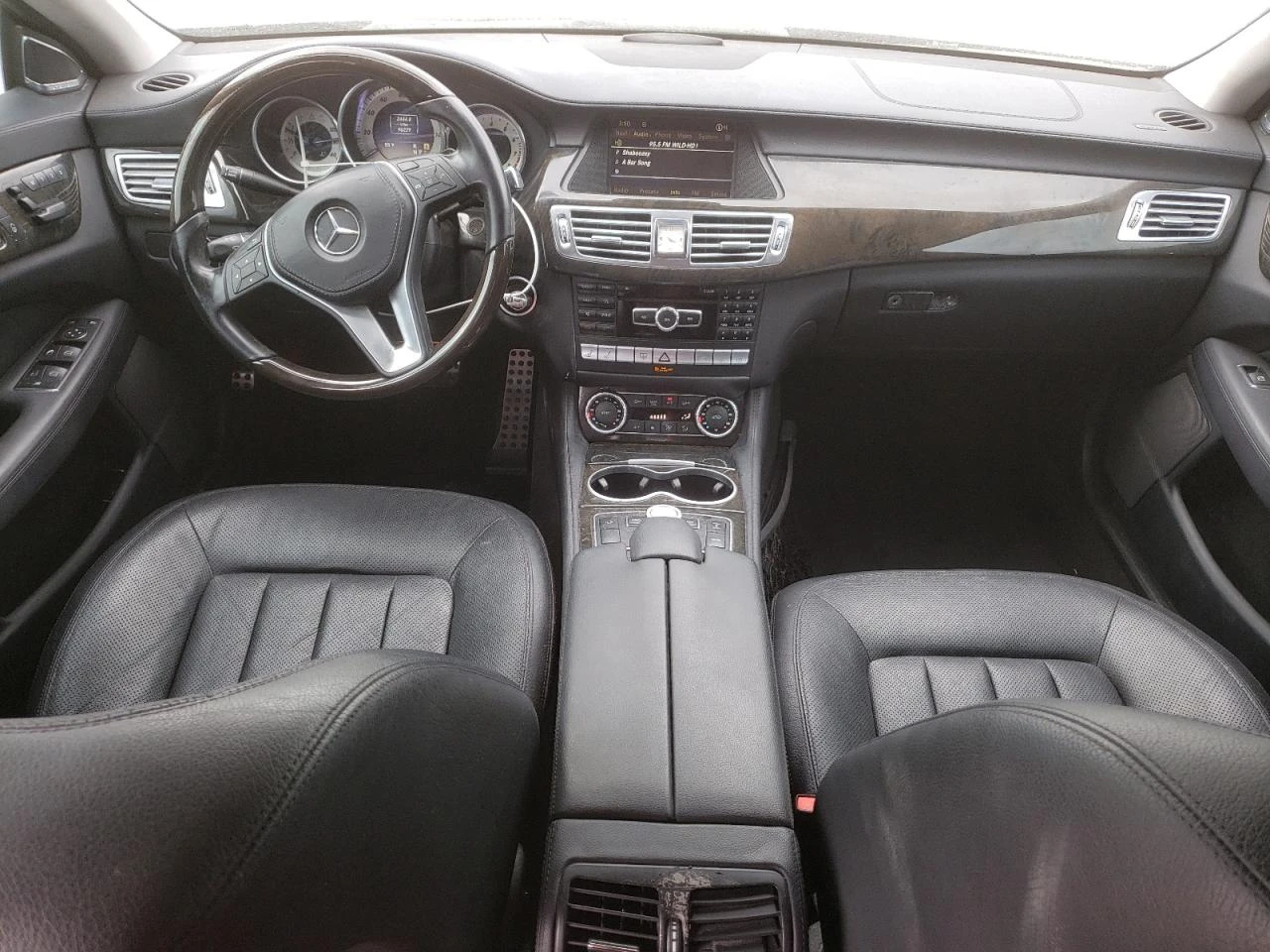Mercedes-Benz CLS 500  - изображение 9