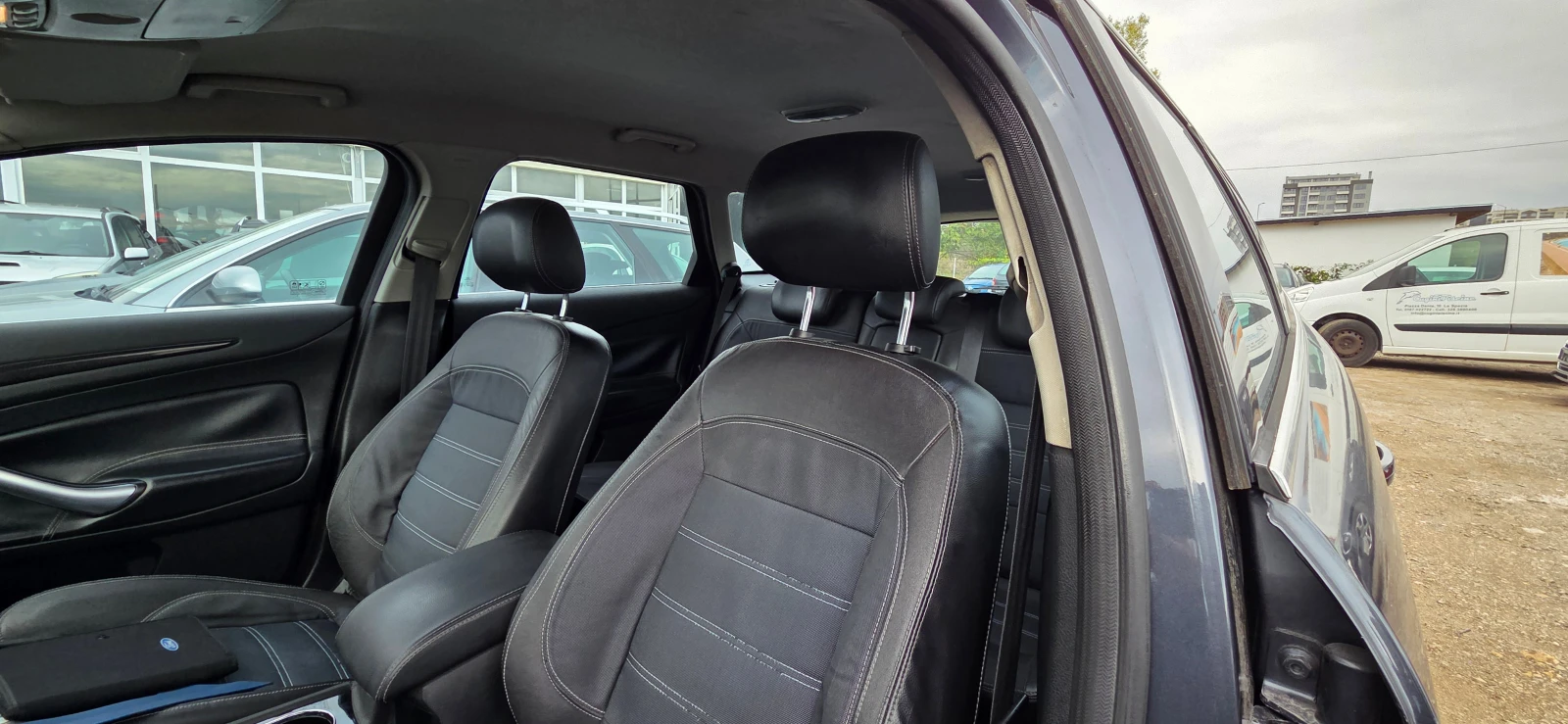 Ford Mondeo 2.0 DIZEL - изображение 9