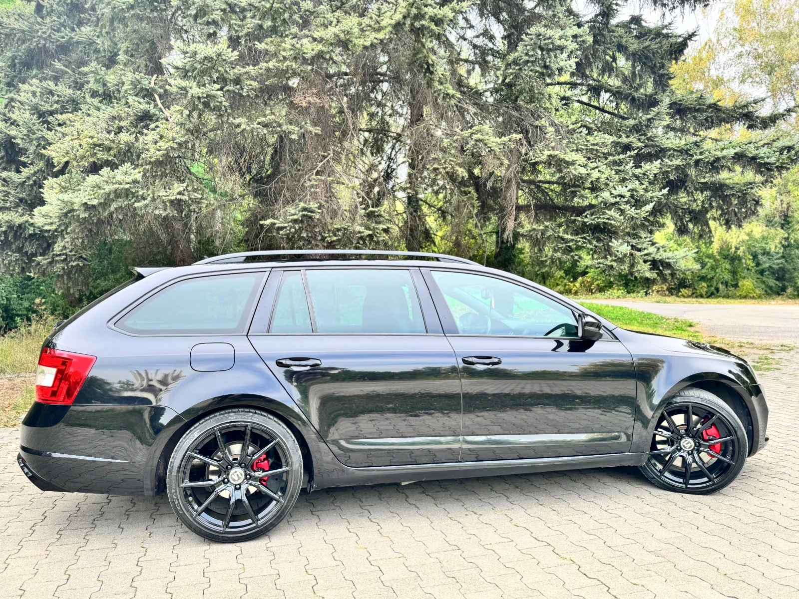 Skoda Octavia 2.0 TDI 184 /Columbus/Car play/ Keyless  - изображение 4