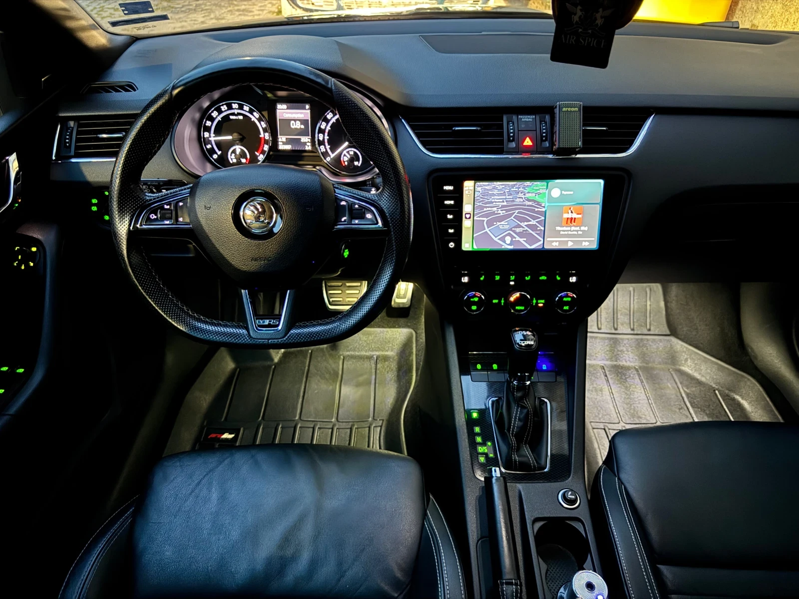 Skoda Octavia 2.0 TDI 184 /Columbus/Car play/ Keyless  - изображение 10