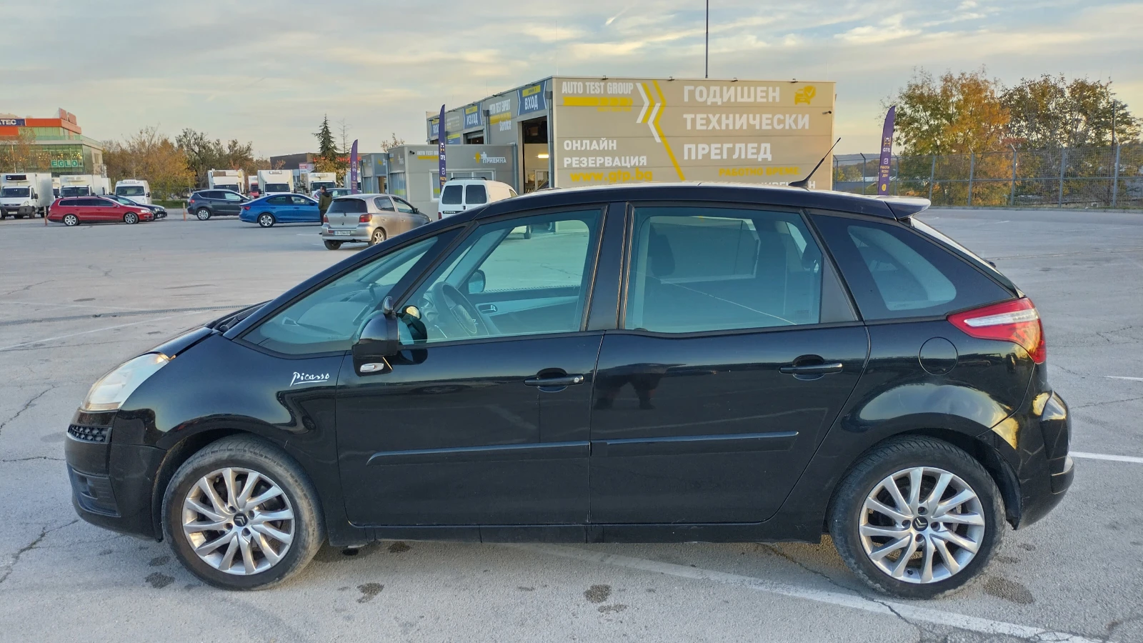 Citroen C4 Picasso 2.0 HDI - изображение 2