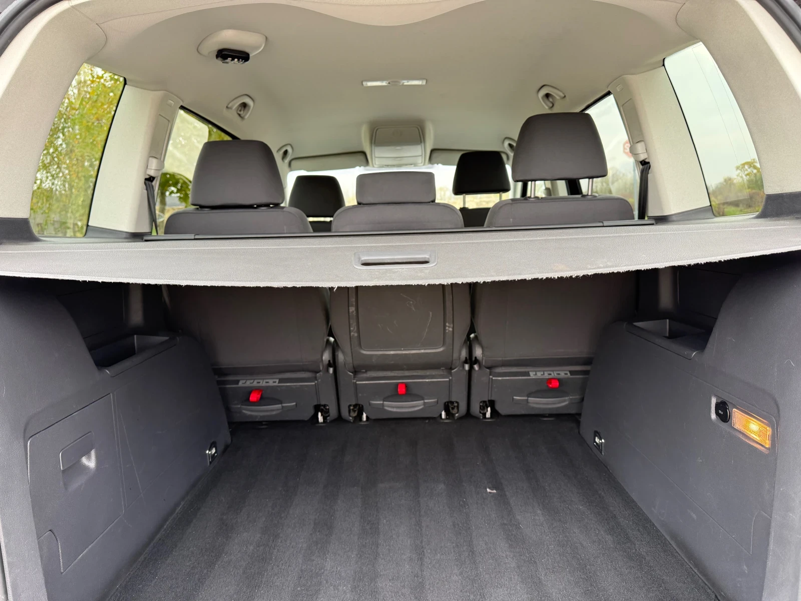 VW Touran 2.0TDI AVTOMAT | Mobile.bg   13