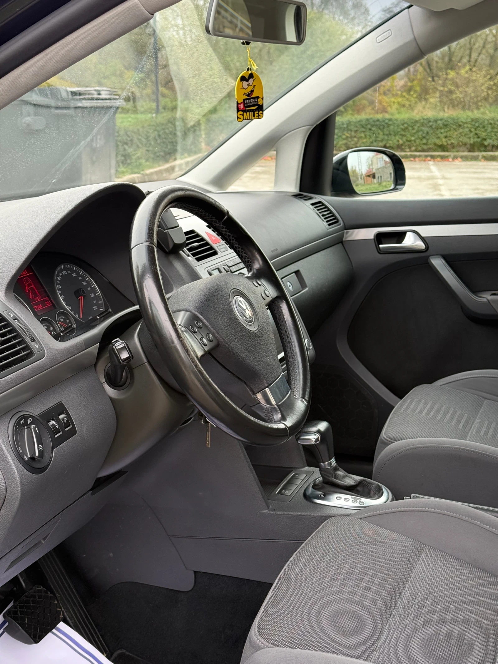 VW Touran 2.0TDI AVTOMAT | Mobile.bg   9