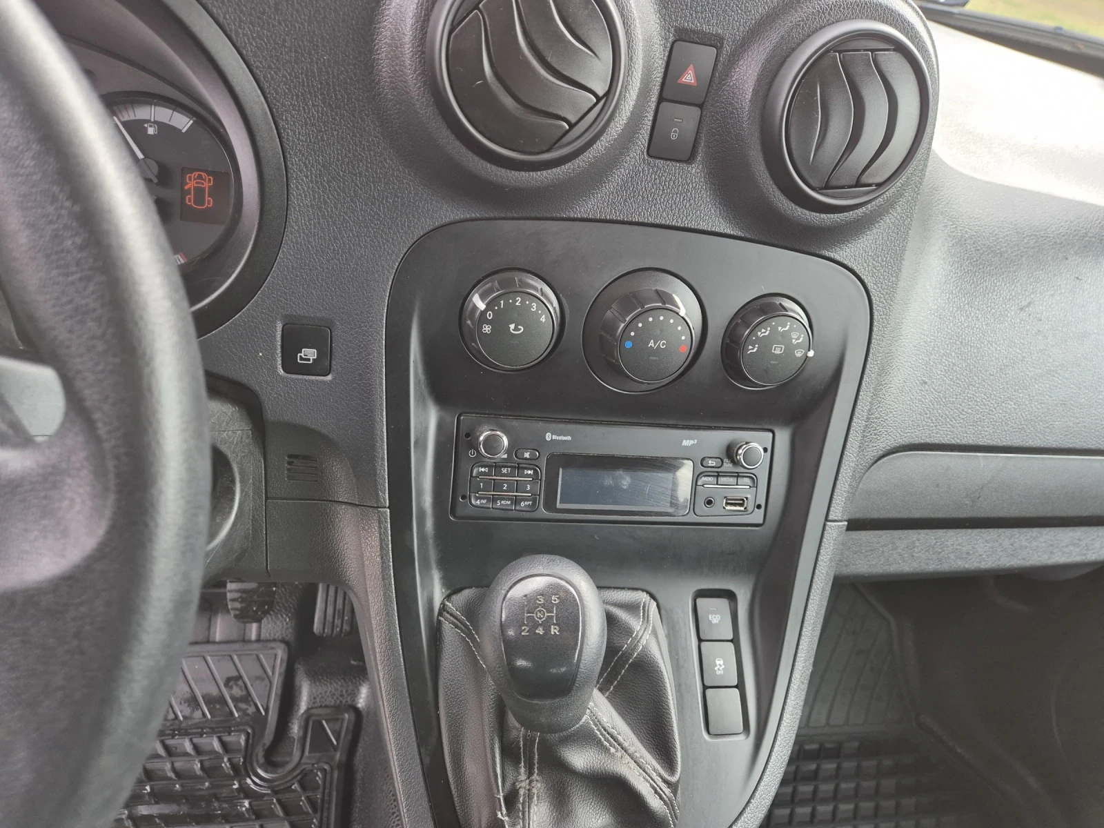Mercedes-Benz Citan 1.5 - изображение 8