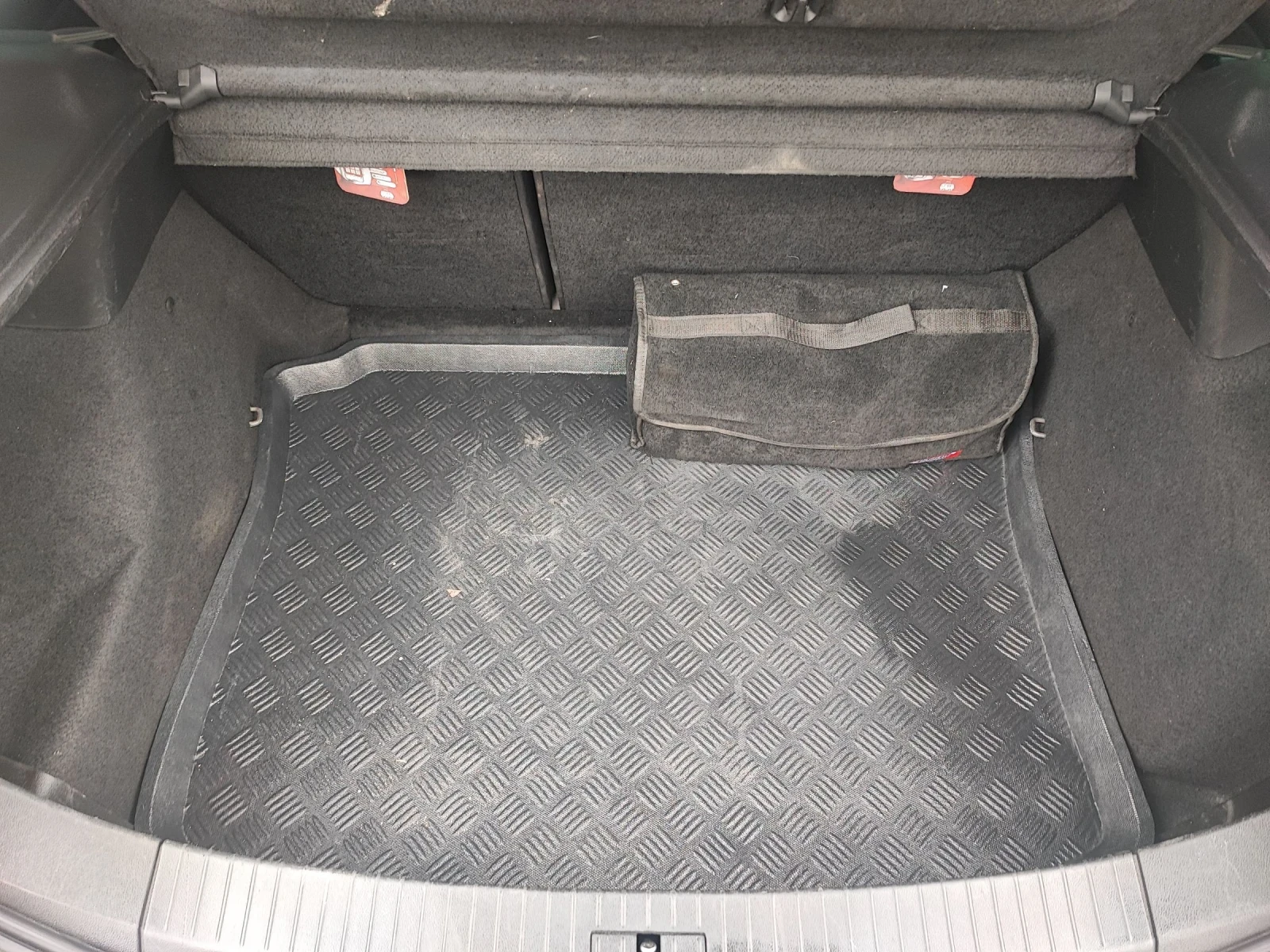 Seat Leon 1.9 TDI - изображение 10