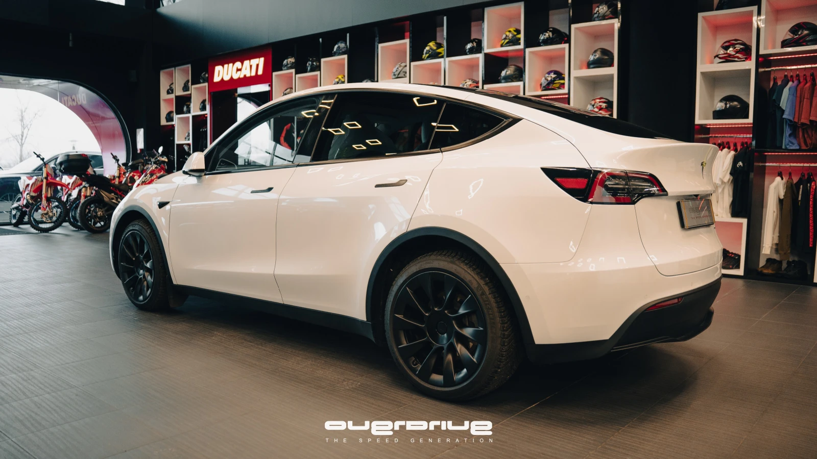 Tesla Model Y Long Range Dual Motor Европейска - изображение 2