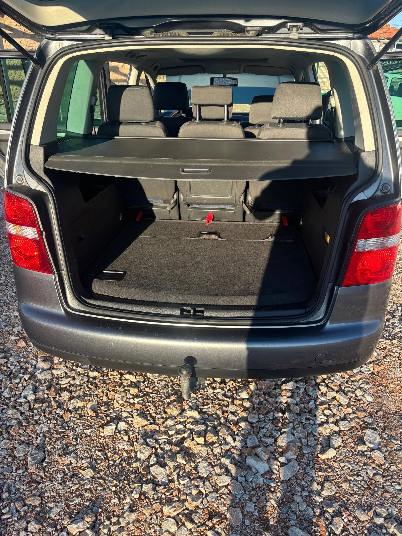 VW Touran  - изображение 7