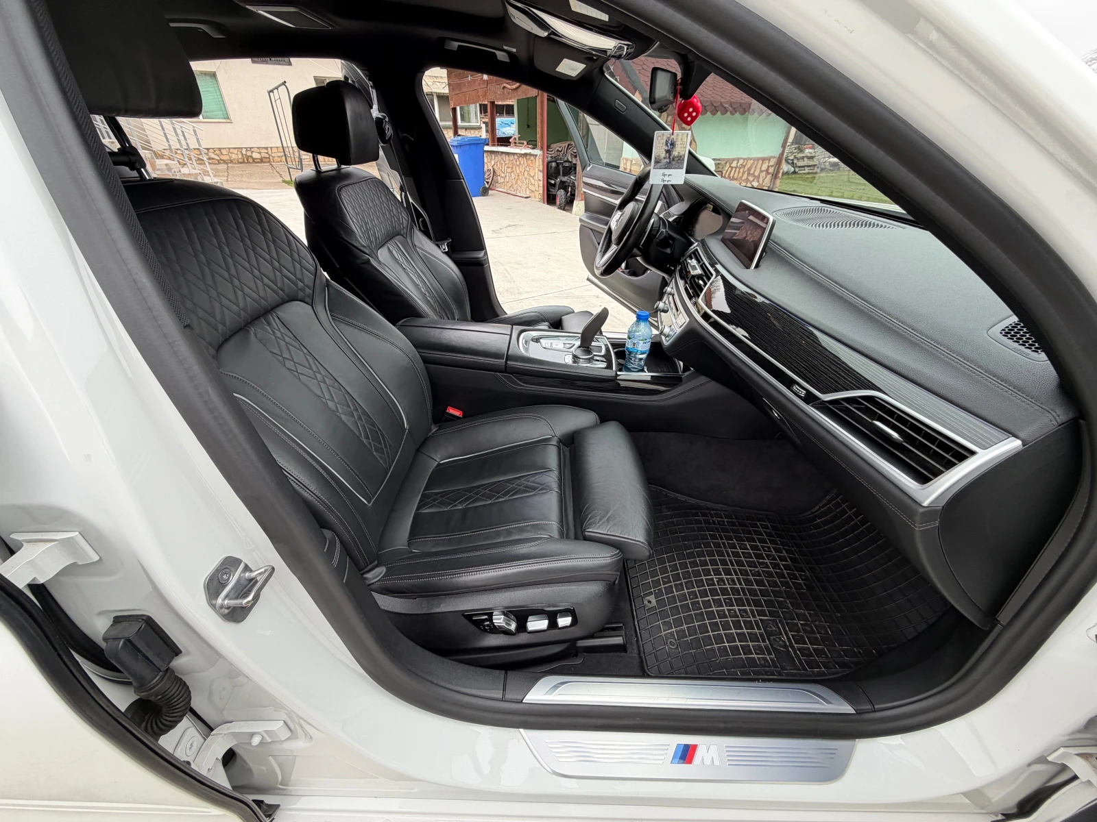 BMW 740 iL , снимка 14 - Автомобили и джипове - 53688280