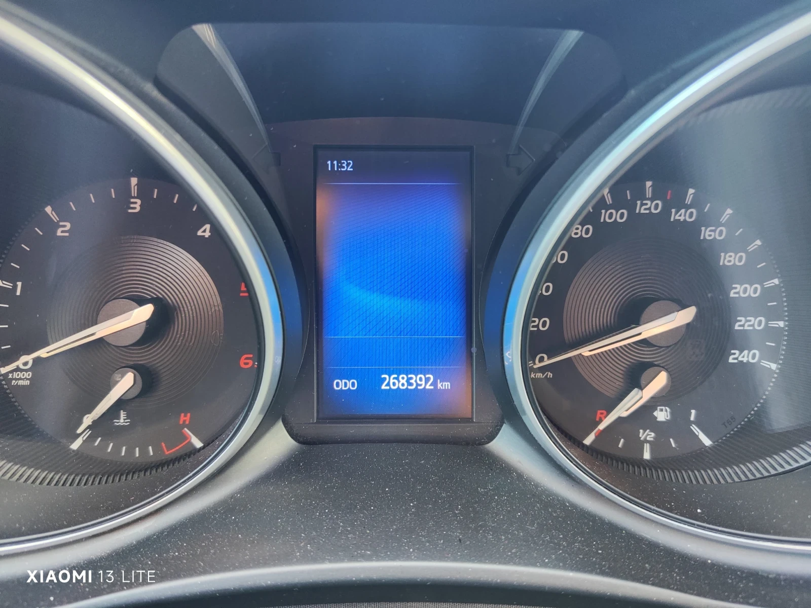 Toyota Avensis Avensis | Mobile.bg � ����������� 11